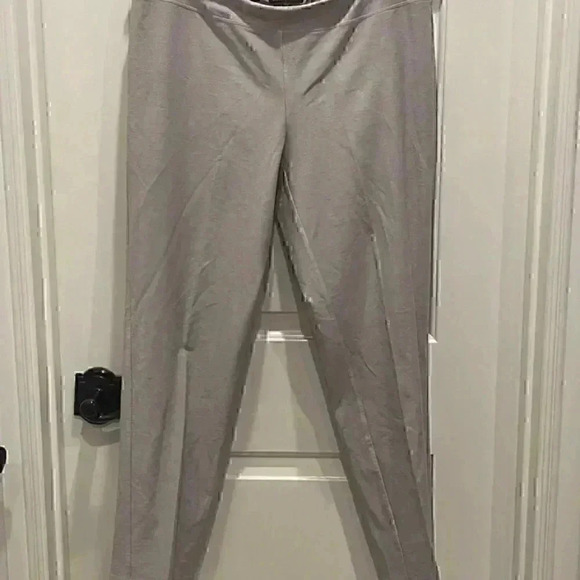 EILEEN FISHER ELEGANT GREY PANTS / LEGGINGS SIZE MEDIUM DATE WORK CASUAL - Picture 1 of 3